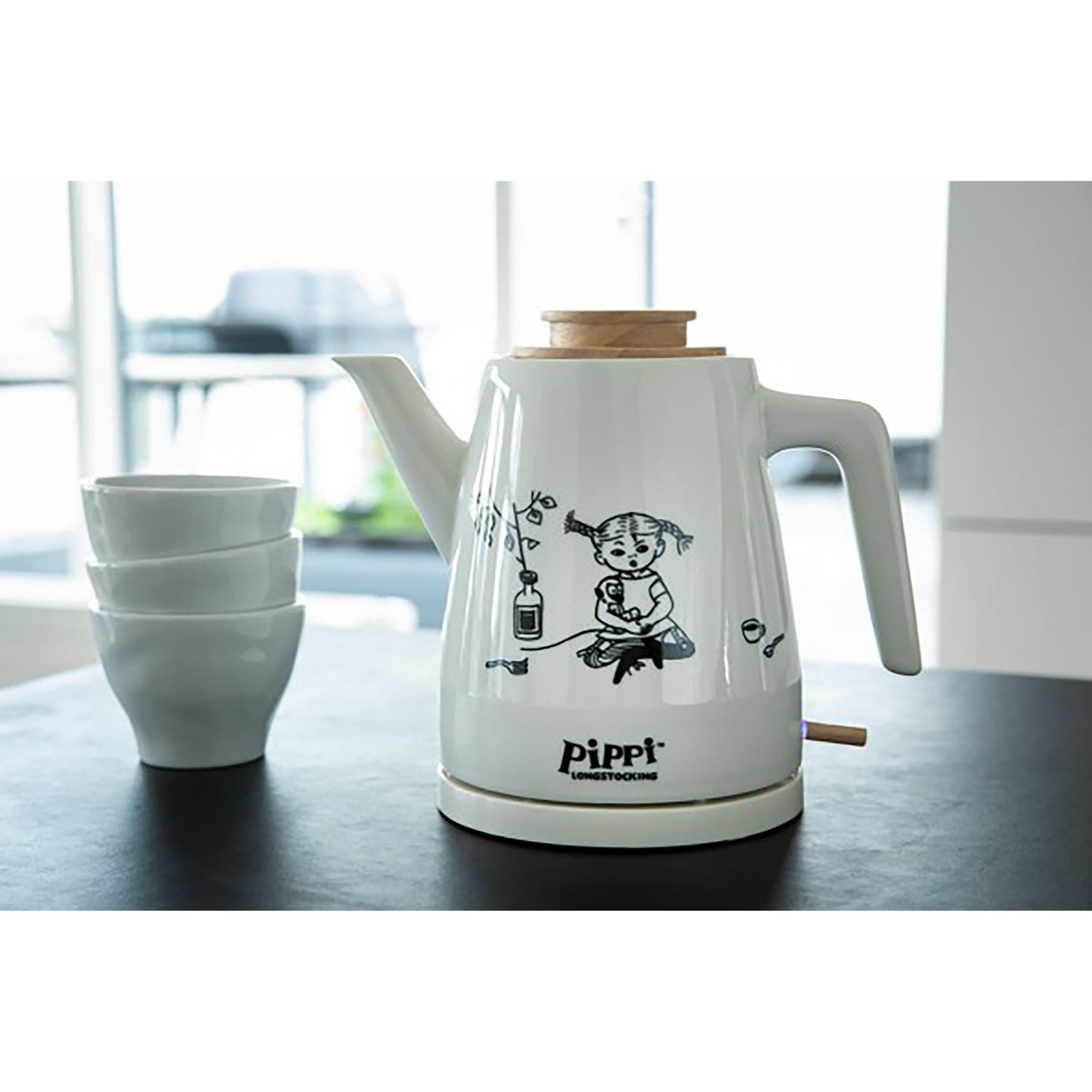 Pippi 20130003 - Pippi Langkous keramische waterkoker - 1,2 Liter - Pippi & meneer Nilsson design
