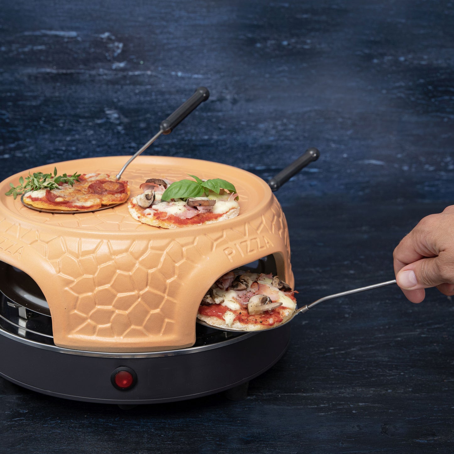 Gastronoma 18310016 - Pizza oven voor 4 personen - Inclusief bakspatels, bakplaat en pizzavorm - Keramiek/Grijs