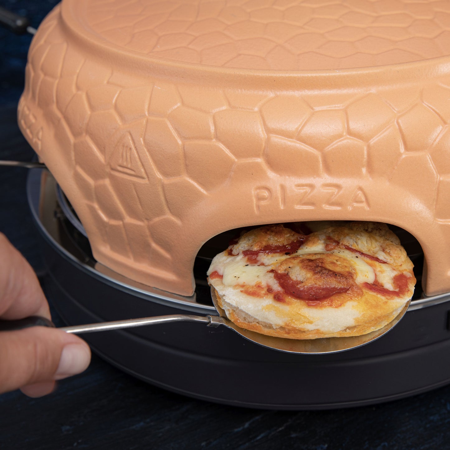 Gastronoma 18310017 - Pizza oven voor 6 personen - Inclusief bakspatels, bakplaat en pizzavorm - Keramiek/Grijs